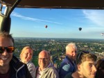 Betoverende luchtballon vaart opgestegen op opstijglocatie Amersfoort op maandag 17 juni 2024