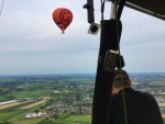 Plezierige luchtballonvaart opgestegen op startveld Beesd op vrijdag 26 juli 2024