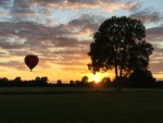 Super heteluchtballonvaart gestart op opstijglocatie Almelo op zaterdag 23 augustus 2025